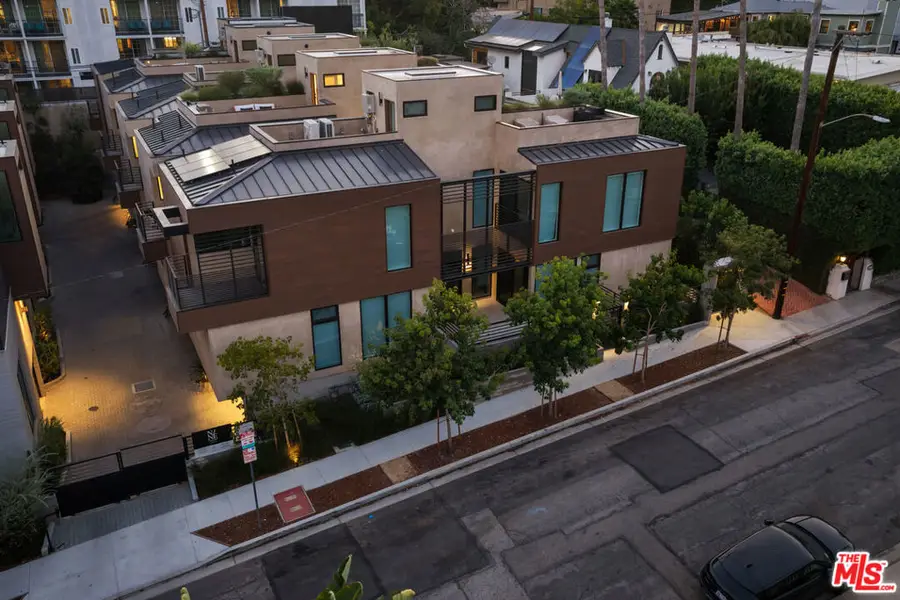 923 N Hilldale Avenue, West Hollywood, CA 90069 - #2
