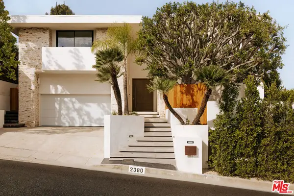 2380 Venus Drive, Los Angeles, CA 90046