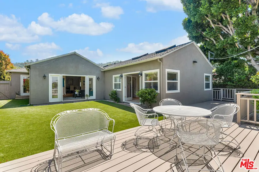3733 Willowcrest Avenue, Studio City, CA 91604 - #3