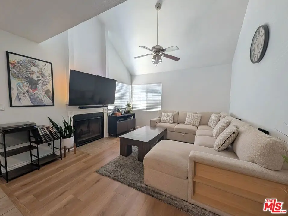 11826 Loma Drive #105, Whittier, CA 90604 - #1