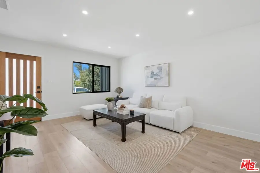 7801 Clearfield Avenue, Panorama City, CA 91402 - #3