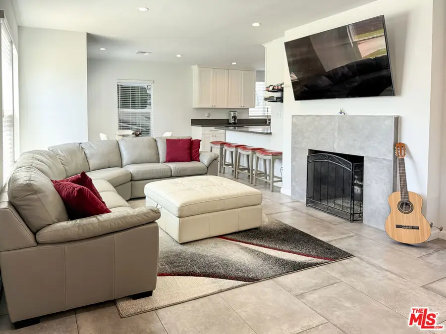 10930 Crossdale Avenue, Downey, CA 90241 - #3