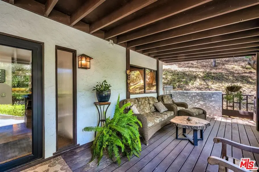 805 Malibu Meadows Drive, Calabasas, CA 91302 - #3
