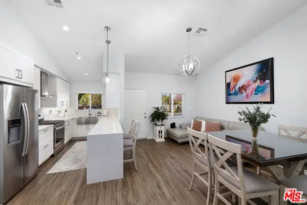 11377 Osborne Place #6, Sylmar, CA 91342