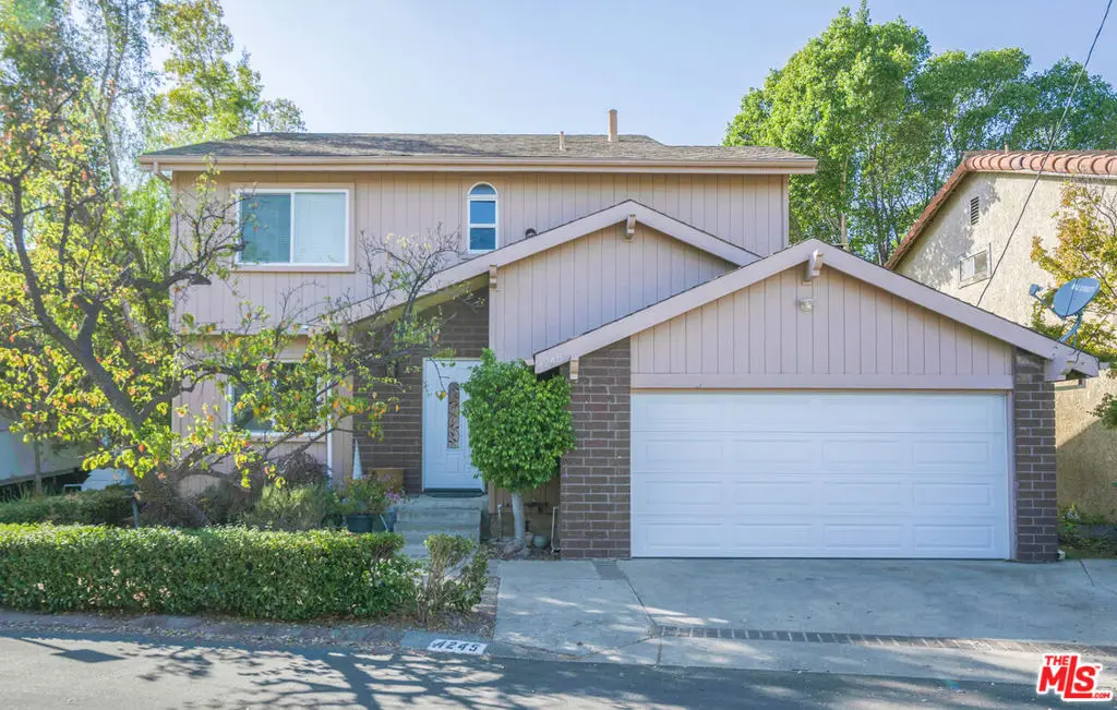 4245 Alhama Drive, Woodland Hills, CA 91364 - #1