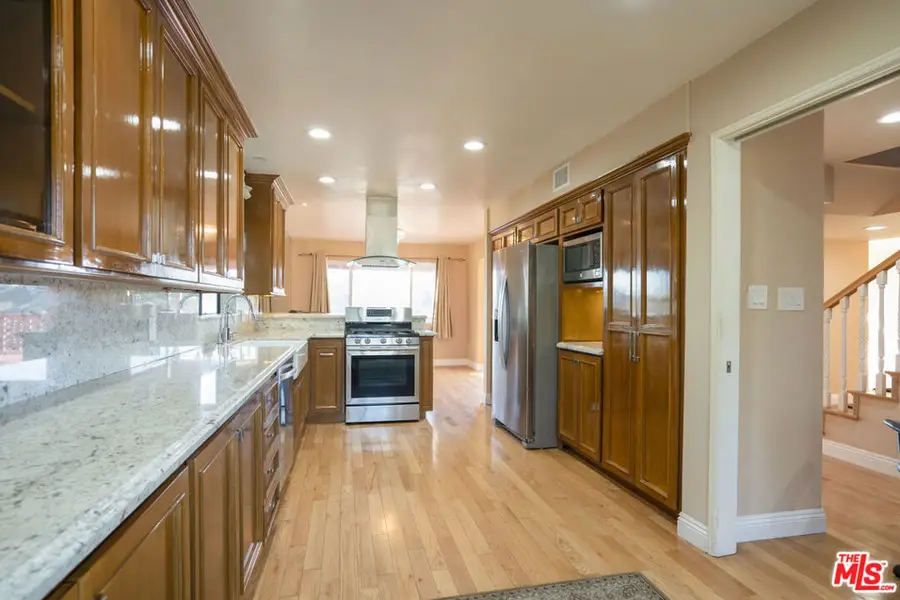 4245 Alhama Drive, Woodland Hills, CA 91364 - #2