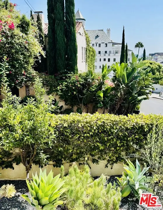 8262 Marmont Lane, Los Angeles, CA 90069 - #2