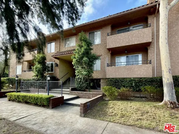12940 Riverside Drive #201, Los Angeles, CA 91423