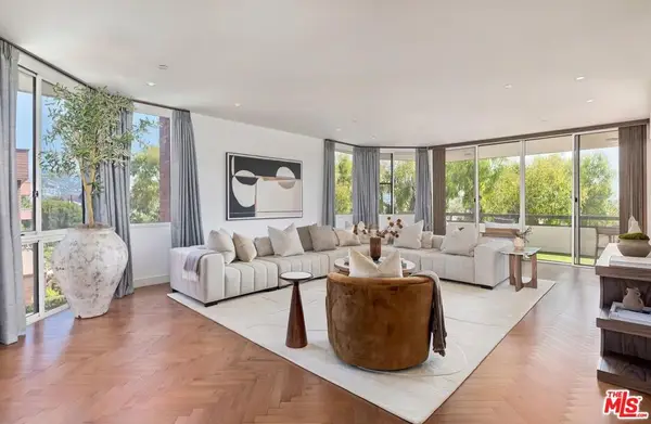 300 N Swall Drive #452, Beverly Hills, CA 90211