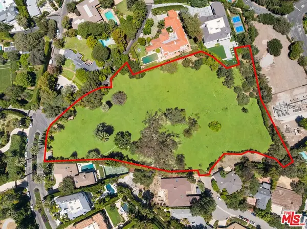 12 Oakmont Drive, Los Angeles, CA 90049