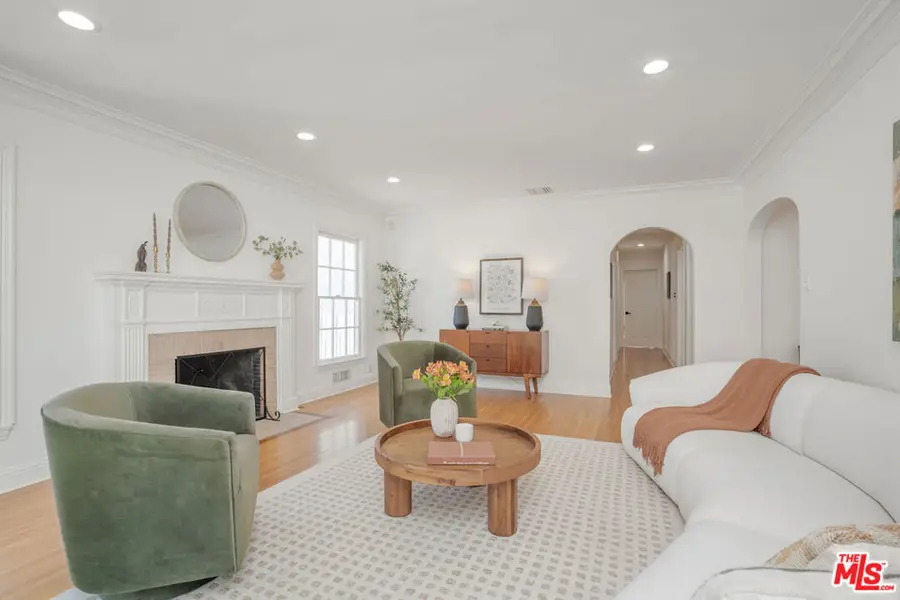 4712 Burnet Avenue, Sherman Oaks, CA 91403 - #3