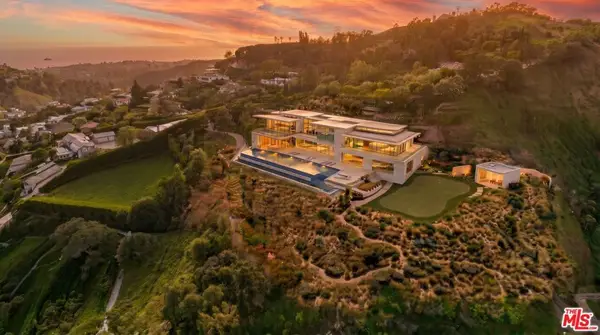 1680 Alta Mura Road, Pacific Palisades, CA 90272