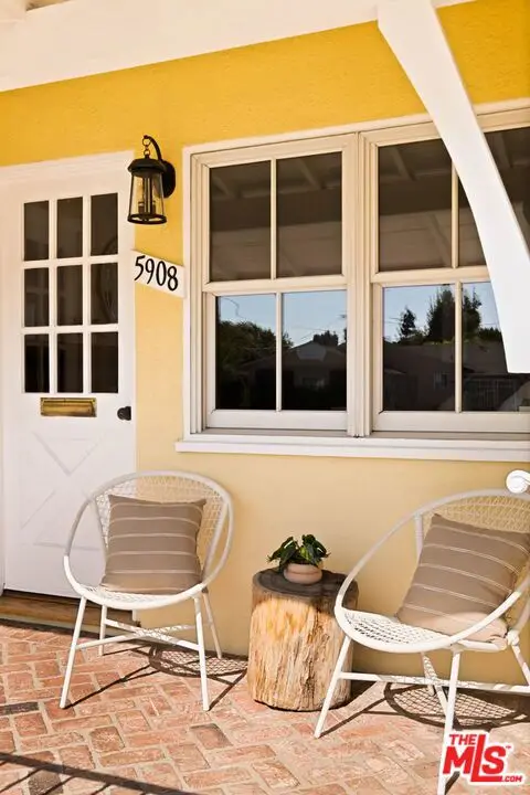 5908 Radford Avenue, Valley Village, CA 91607 - #2