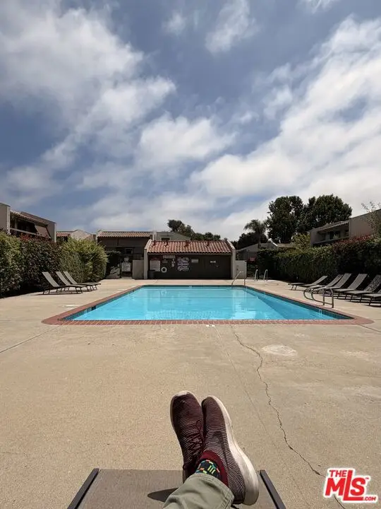41 Dearborn Place #67, Goleta, CA 93117
