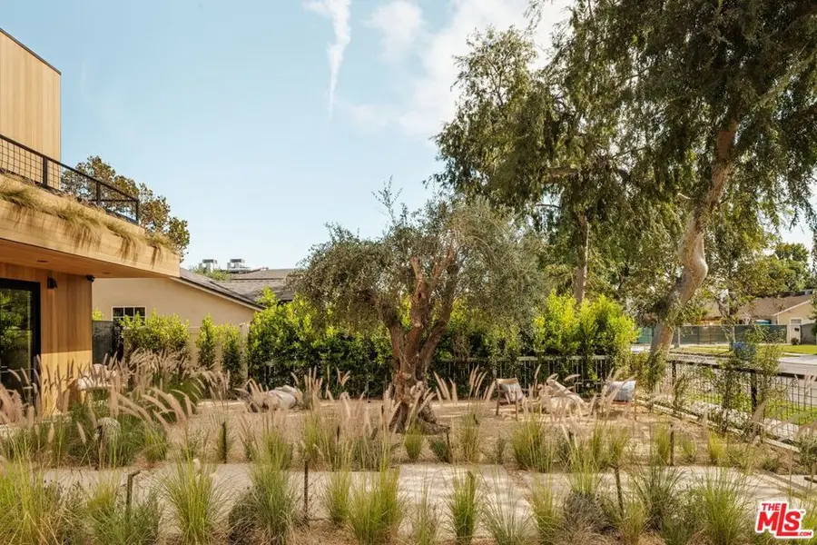 5034 Varna Avenue, Sherman Oaks, CA 91423 - #2