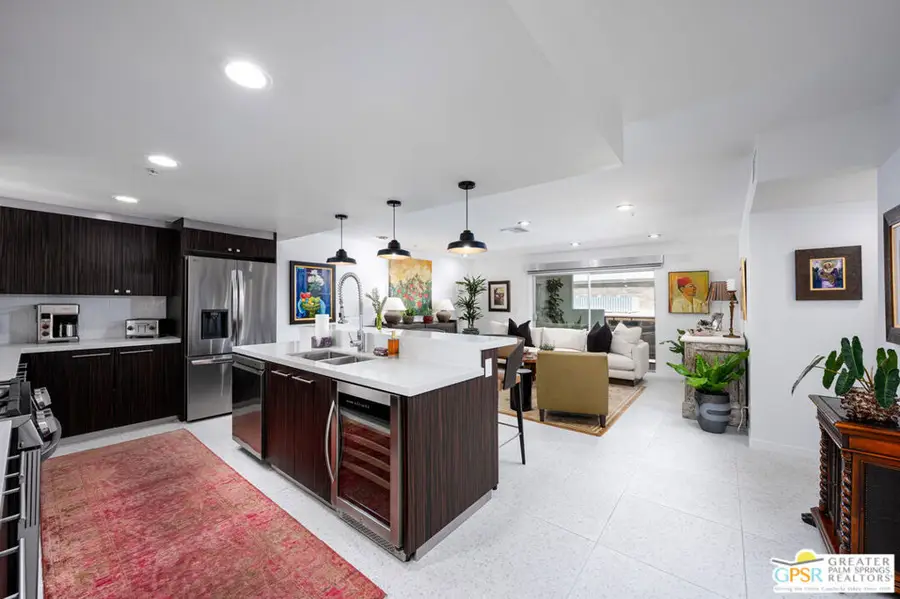 588 E San Lorenzo Road #204, Palm Springs, CA 92264 - #3