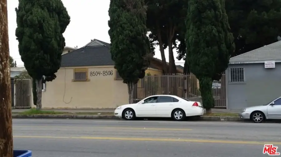 8504 S San Pedro Street, Los Angeles, CA 90003 - #2
