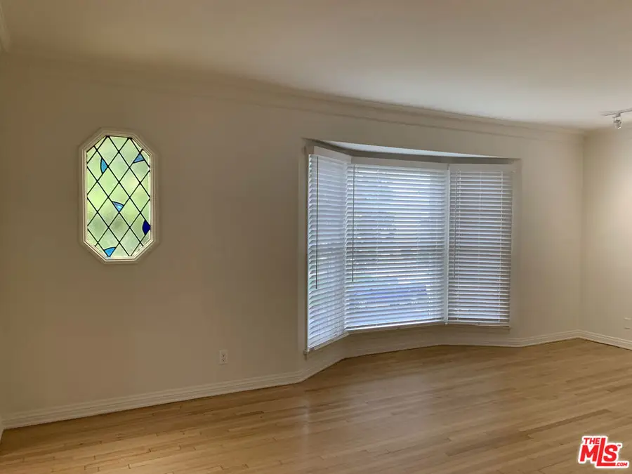 1042 S Bedford Street, Los Angeles, CA 90035 - #2