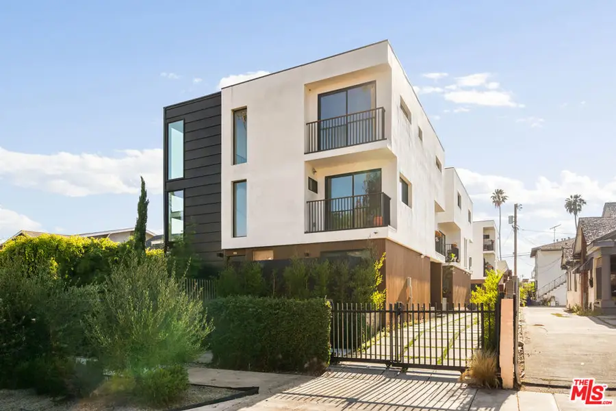 923 N Mariposa Avenue, Los Angeles, CA 90029 - #2