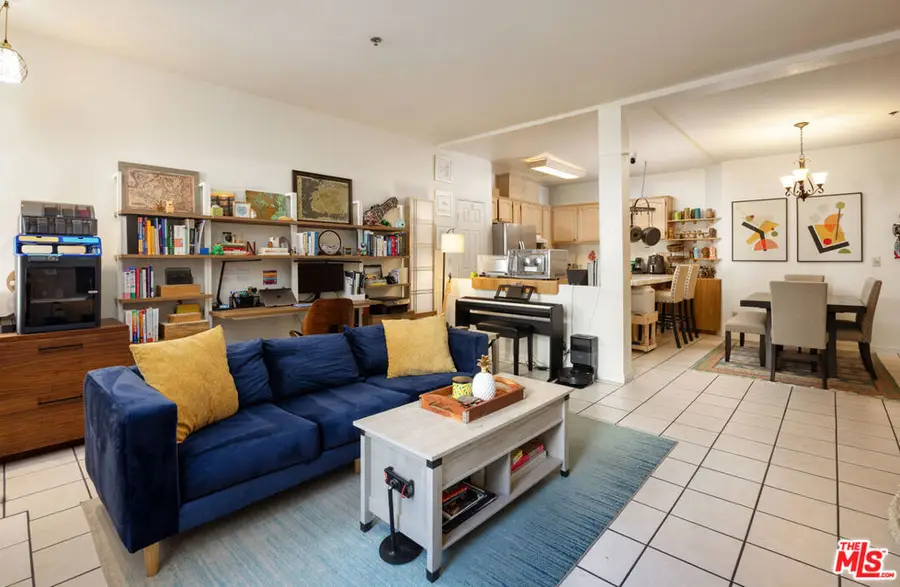 5154 Inglewood Boulevard #1, Los Angeles, CA 90230 - #3