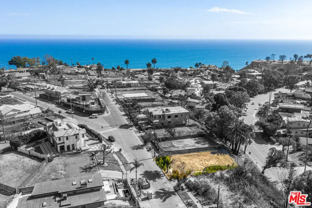 515 N Las Casas Avenue, Pacific Palisades, CA 90272 - #1