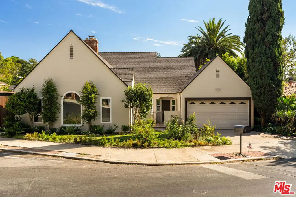 3141 E La Suvida Drive, Los Angeles, CA 90068 - #1