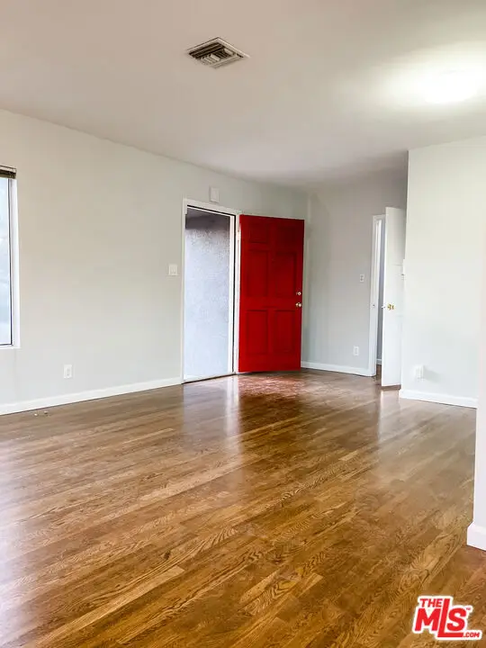 8102 Norwich Avenue, Panorama City, CA 91402 - #2