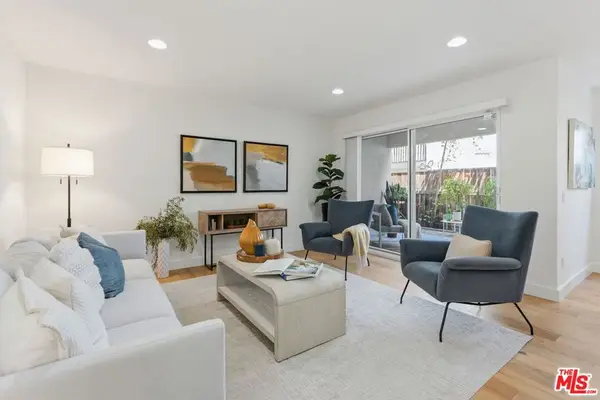 446 San Vicente Boulevard #106, Santa Monica, CA 90402