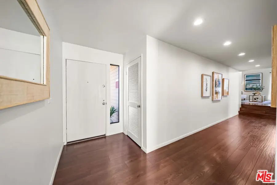 835 S Lucerne Boulevard #310, Los Angeles, CA 90005 - #2