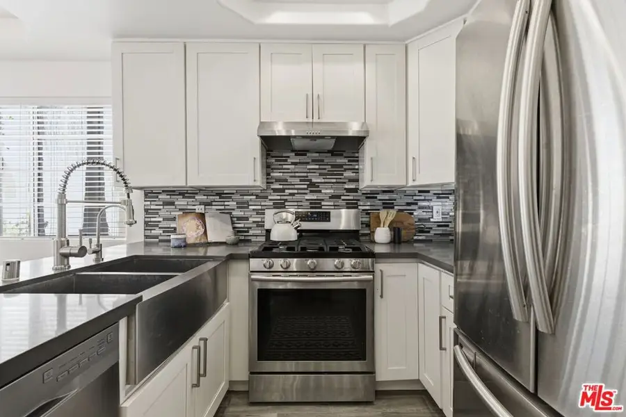 11110 Camarillo Street #122, Toluca Lake, CA 91602 - #3