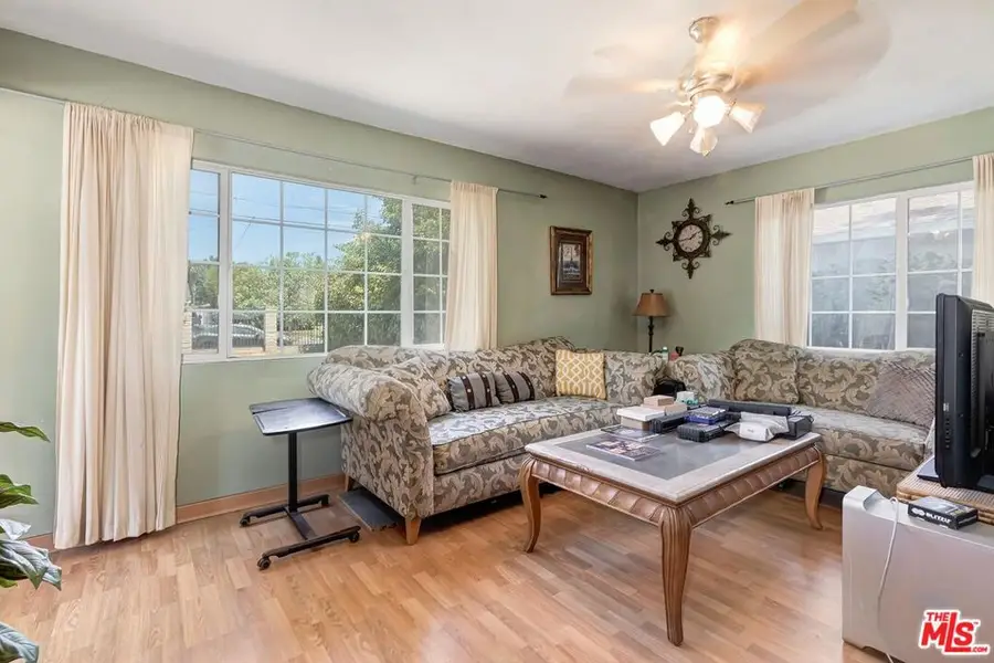 18748 Lanark Street, Reseda, CA 91335 - #3
