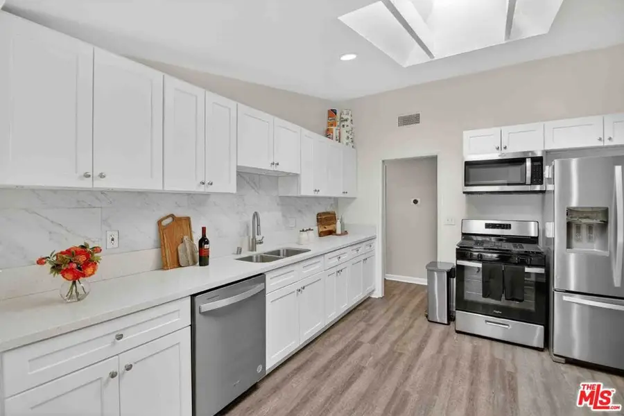 27706 Haxton Drive, Santa Clarita, CA 91351 - #2