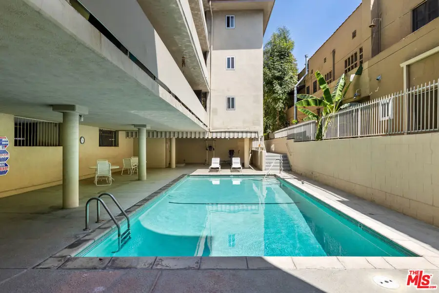 525 N Sycamore Avenue #409, Los Angeles, CA 90036 - #2