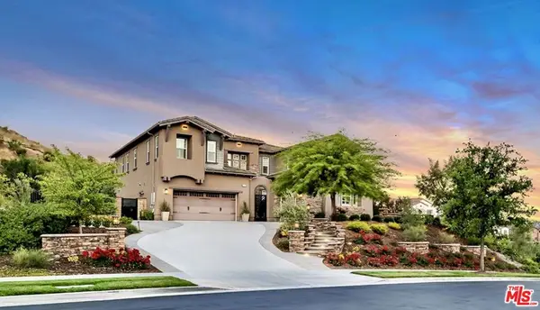 28236 Forge Court, Valencia, CA 91354