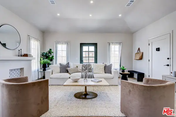 1801 1/2 S Sycamore Avenue, Los Angeles, CA 90019
