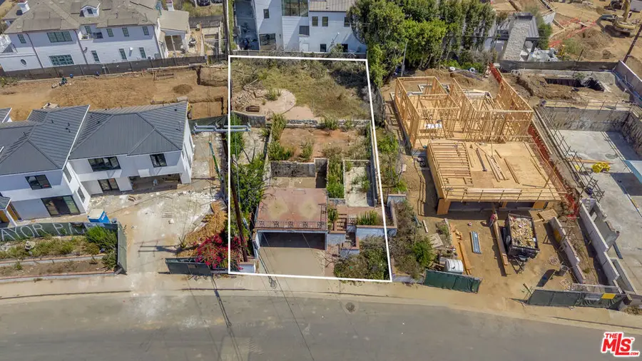 15321 Friends Street, Pacific Palisades, CA 90272 - #3