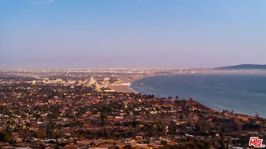 1058 Vista Grande Drive, Pacific Palisades, CA 90272 - #3