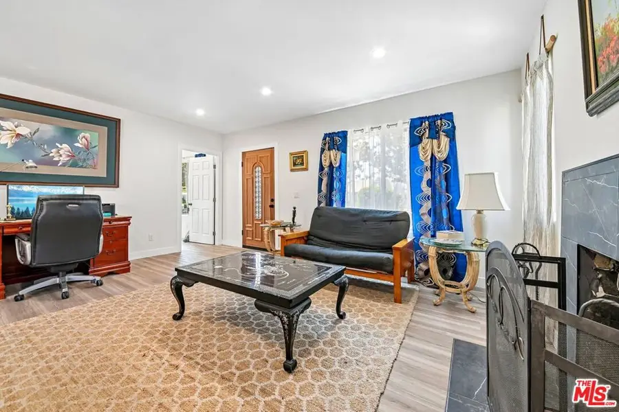4806 7th Avenue, Los Angeles, CA 90043 - #3
