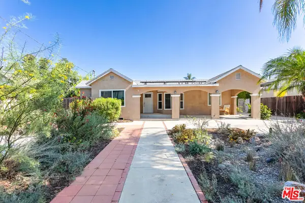 11817 Kittridge Street, Los Angeles, CA 91606