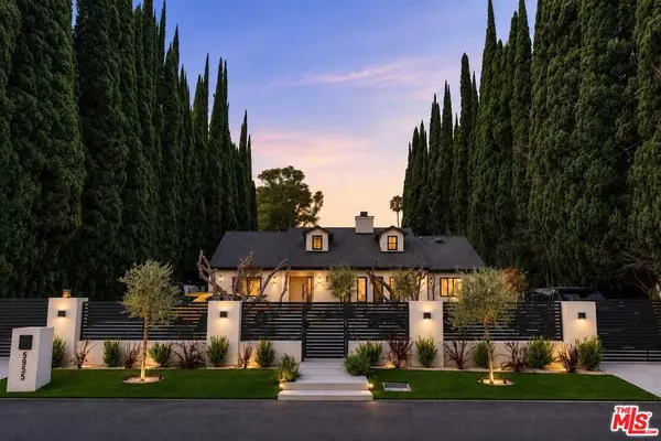 5955 Oakdale Avenue, Woodland Hills, CA 91367