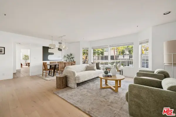 2222 Neilson Way #102, Santa Monica, CA 90405