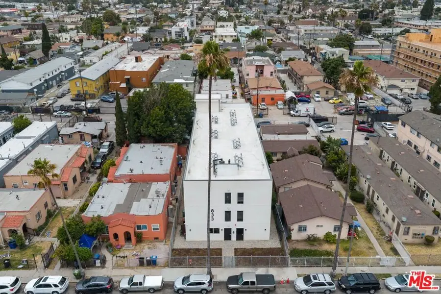 833 W 84th Street, Los Angeles, CA 90044 - #2