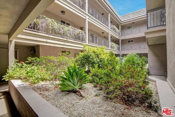 439 N Doheny Drive #204, Beverly Hills, CA 90210