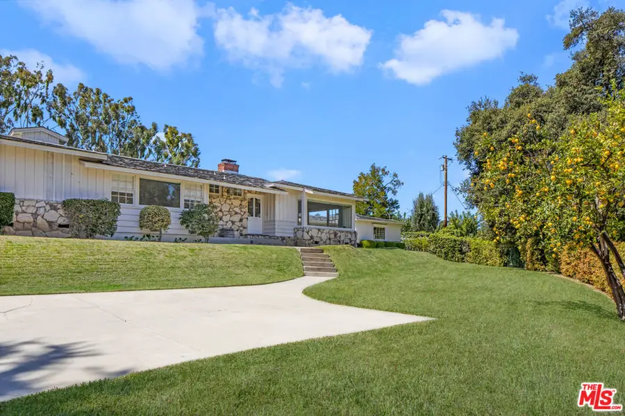 19630 Rosita Street, Tarzana, CA 91356 - #3