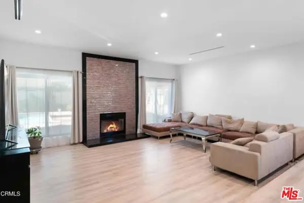 15903 Londelius Street, Los Angeles, CA 91343