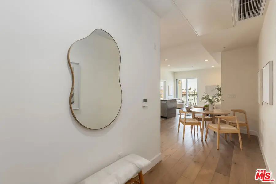 105 S Mariposa Avenue #502, Los Angeles, CA 90004 - #3