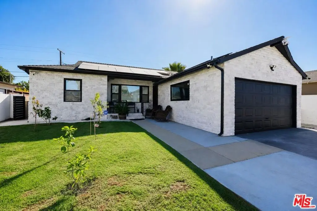 9137 Bartee Avenue, Arleta, CA 91331 - #1