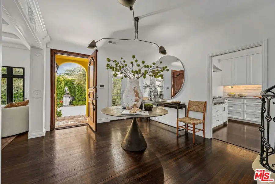 Address Withheld By Seller, Los Angeles, CA 90049 - #3