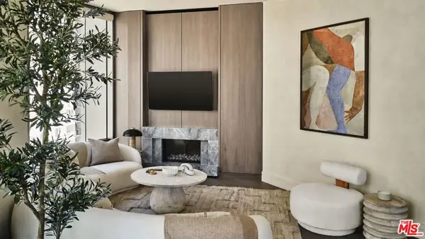211 W Elm Court #7D, Los Angeles, CA 90067