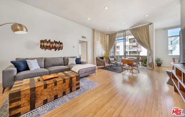 11970 Montana Avenue #308, Los Angeles, CA 90049